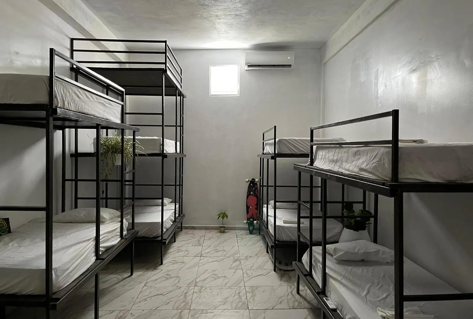 Hostel Rincon contacts